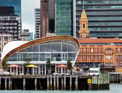 Guided Small Group Walking Tour Through Auckland